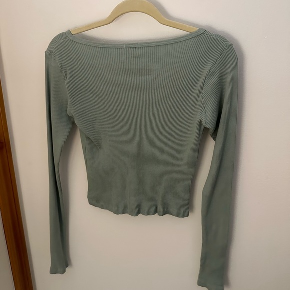 Brandy Melville Cardigan Top - Picture 3 of 4